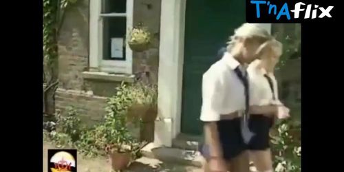 Tamara Noon Lesbian Breasts Scene In Class Action Tnaflix
