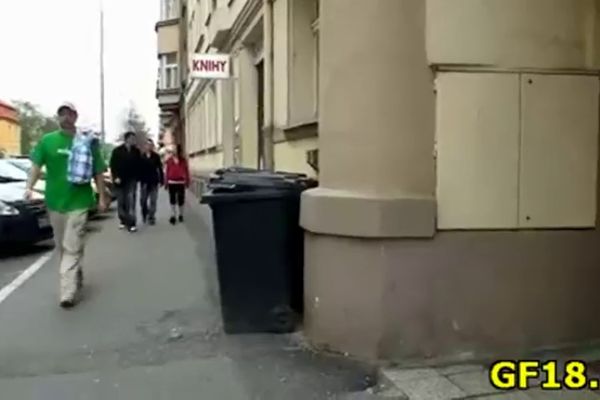 Дающая девушка трахается с незнакомцем за деньги 355363 Дающая девушка трахается с незнакомцем за деньги 355362