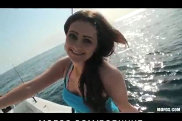 Young Big Tit Brunette Slut Teen Girlfriend Fucks Outdoors On Boat