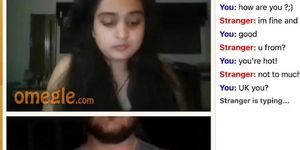 Hot Indian 19 year old flashes boobs on omegle