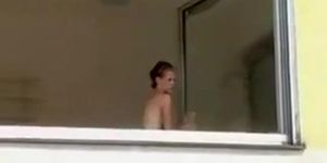 Topless window cleaning