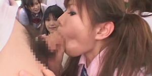 Japanese schoolgirls rule 4 HD