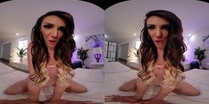 Gorgeous Latina rides her sex toy in virtual reality