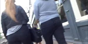 Candid teens with big asses in tight jeans