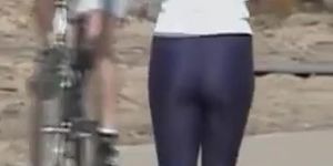 Candid ass video with the participation of running amateur 01ze