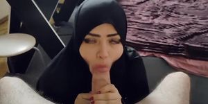 Muslim_Girl_is_Douse...amster_3.mp4