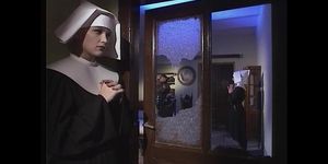 El Misterio Del Convento (1993) - Spanish Dub - Kelly Wells (Kelly Trump, Simona Valli, Deborah Wells, Christoph Clark)