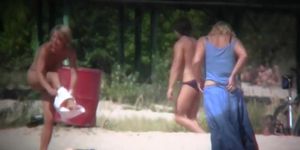 Free nude videos of sexy bodies on the beach.