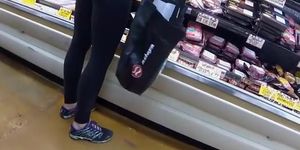 Superb ass spotted in a supermarket