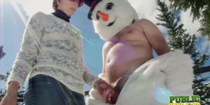 Public Handjobs Brandi de Lafey Strokes A Snowman (Sweet Candy)