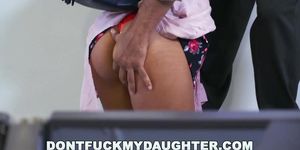 Don'T Screw My Daughter - Latin Teen Victoria Valencia Fucks Daddy'S Employee