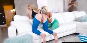 Jade Amber & Pressley Carter big ass hot blondes in lez sex scene (Ariel Lee, Rosyln Belle)