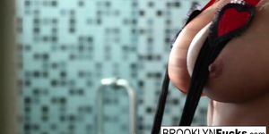 BROOKLYN CHASE - Blonde bombshell Brooklyn teases