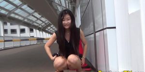 PISS JAPAN TV - Asian slut peeing in public