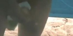 Amateur pussy shot in close up in beach changing cabin