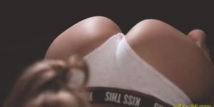 Porn webcam model with big ass from Estonia - https://elita-girl.com