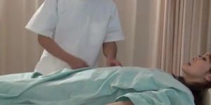 Japanese MILF Visits Gyno Doctor and is Fucked xLx