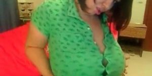 Big breasted camgirl