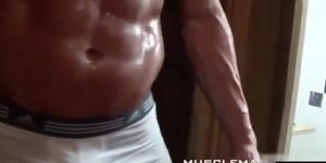 Muscle gay domination and cumshot