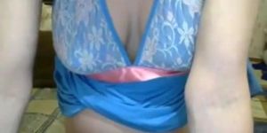 Pregnant blonde webcam girl masturbates