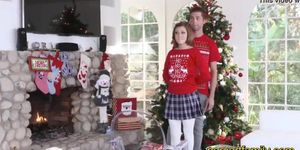 Pervertfamily- Christmas Fotoshooting Tuns Into Brother And Sis Fucking (Riley Mae)