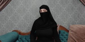 Niqab Camgirl