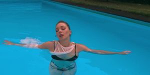 Hottest Russian babes in the swimming pool in 4k