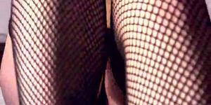 LINGERIE VIDEOS - Closeup masturbation in fishnet stockings and gloves