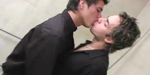 TEEN GAY CLUB - No Sound: Cock Sucking Gay Teens