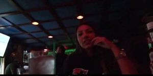 Жизнь в видео от первого лица - сексуальная девушка Indica Reign занимается сексом на улице в видео от первого лица