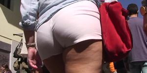 candid big butts from GLUTEUS DIVINUS