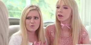 'S GIRL - Spoiled step siblings and the squirter - Chloe Foster, Elle and Kenzie Reeves