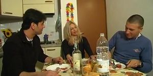 italian mature clarissa anal threesome