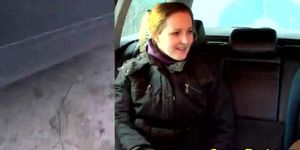 Euro girlnextdoor fucks and sucks taxi driver