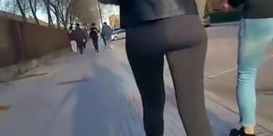 Teen with nice butt wearing black leggings