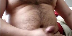 Chubby daddy bear jacking on cam