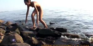 Coccozella - Igor - Two girls on the rocks