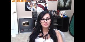 Sssniperwolf farting for strangers on omegle Tnaflix com 