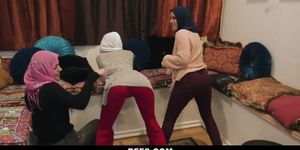 Bffs - Shy Inexperienced Poonjab Girls Screw In Their Hijabs (Sophia Leone, Audrey Royal)