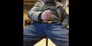 Str8 daddy jerk off in his working place