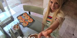 POVD Blonde Cutie Fucked & Creampied On Thanksgiving (Kenzie Reeves)