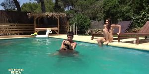 Sex Friends à Ibiza 1 Film Complet - Clea Gaultier