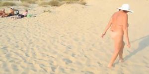 Milf woman naked at beach