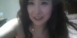 Horny Asian camgirl hot masturbation