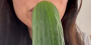 Asmr Cucumber
