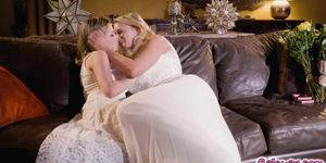 Katie and Coco exchange loving, romantic vows (Katie Morgan, CoCo Lovelock)