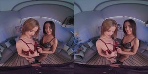 Wild Threesome Session Before Dinner With Eyla Moore And Cindy Shine VR Porn