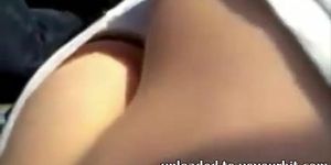 Candid Close-Up Downblouse Cleavage