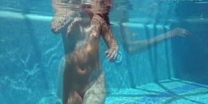 Underwater Russian pornstar Jessica Lincoln