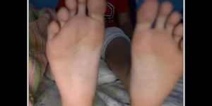 feet 045